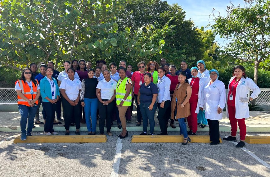 Simulacro de Sismo en el Hospital Dr. Elio Fiallo de Pedernales