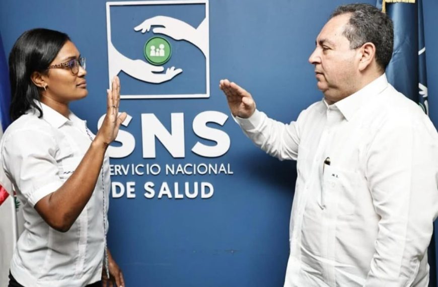 Juramentan nueva directora en el hospital provincial Elio Fiallo de Pedernales